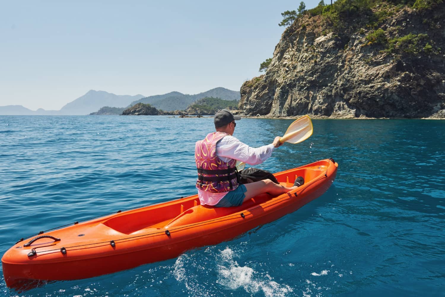 Kayaking Adventures Through Norway’s Fjords and Stunning Natural Landscapes